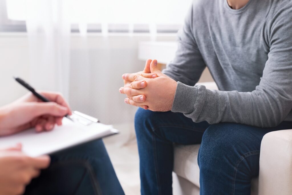 man meeting with therapist in los angeles - emdr therapy los angeles